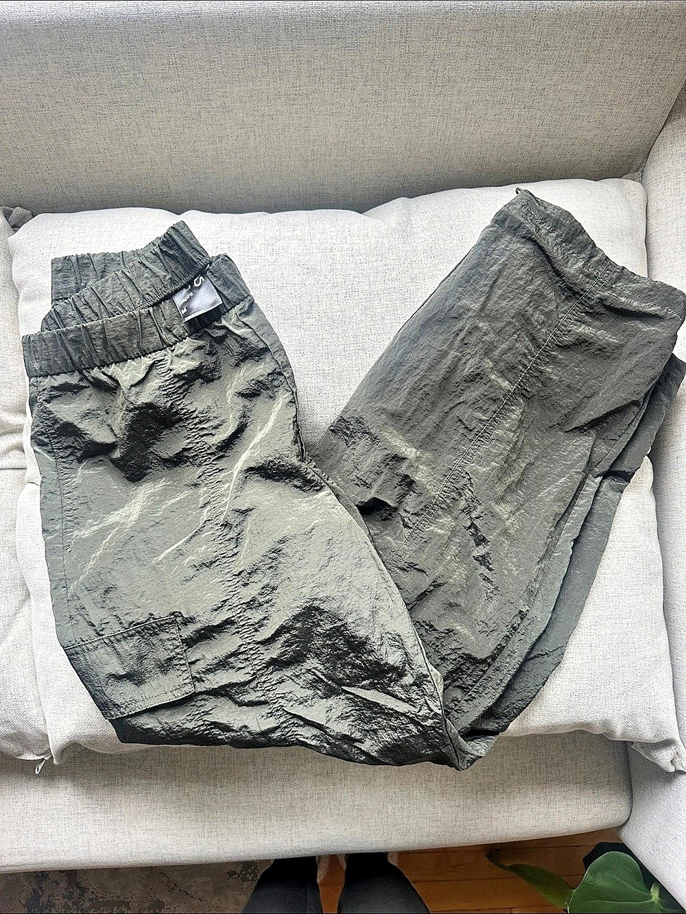 GapFit lightweight cargo pants